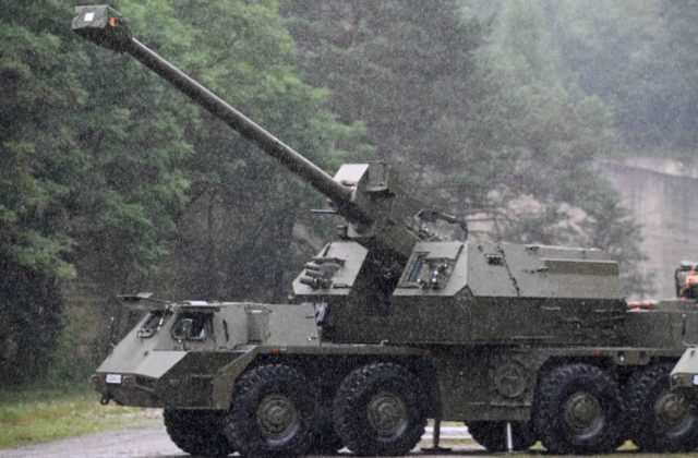 Štátna firma ministerstva obrany nedostane pokutu za nákup vojenskej techniky bez verejnej súťaže