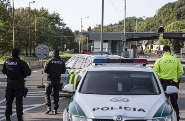 Polícia upozorňuje na nové opatrenia zamerané na šírenie slintačky a krívačky