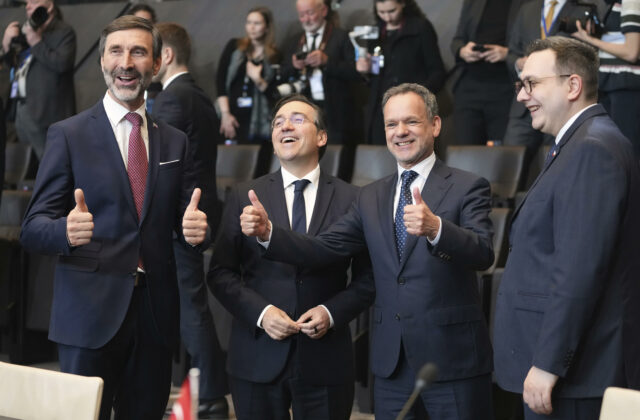 Blanár sa zúčastnil na rokovaní NATO v Bruseli, témou boli obranné výdavky aj mier na Ukrajine – FOTO