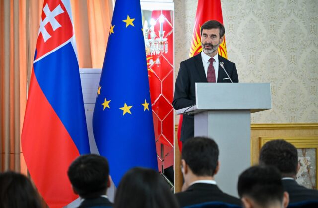 Kirgizsko je bránou do Strednej Ázie, slovenská delegácia na čele s Blanárom rokuje o investíciách aj vývoze – FOTO