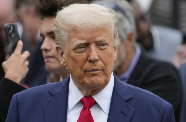 Trump sa teší na stretnutie s novým pápežom, zvolenie Američana je pre krajinu veľká česť