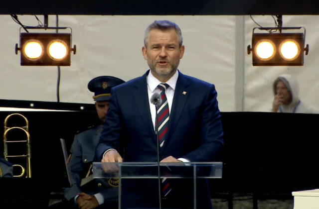 Pellegrini v Piešťanoch pripomenul hrôzy vojny: Ak mier prestane byť prioritou, skĺzne to do vražedného šialenstva –  VIDEO, FOTO
