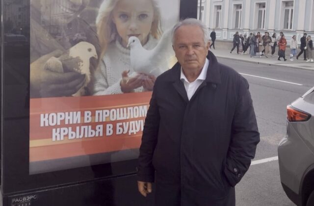 Nebol som súčasťou Ficovho sprievodu, tvrdí Radačovský. Do Moskvy vraj išiel na vlastné pozvanie – FOTO