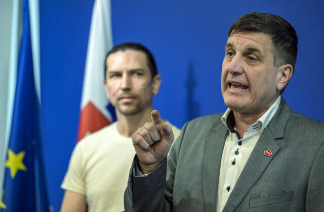 Uprednostňovať by sa mali podniky vytvárajúce pracovné miesta s nadštandardnými výhodami, tvrdí Ondruš