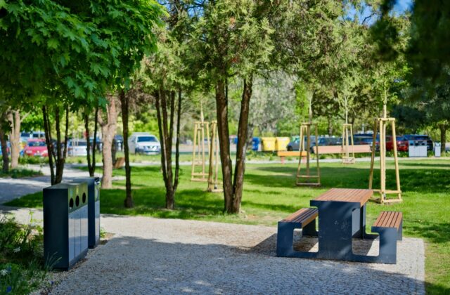 V bratislavskom Ružinove zrevitalizovali park v blízkosti budúceho nájomného domu