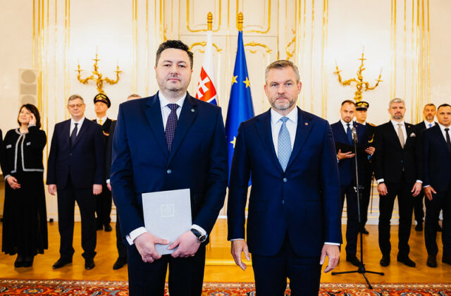 Pellegrini vymenoval Moznera za predsedu Najvyššieho súdu SR, vyzval na posilnenie dôvery v justíciu – VIDEO, FOTO