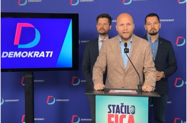 Naďa predvolali na výsluch v súvislosti so statusom, kde porovnal Zuriana s generálom Štefánikom – VIDEO