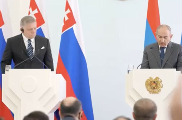 Fico odcestoval na oficiálnu návštevu Arménska, stretne sa s prezidentom aj svojím arménskym náprotivkom