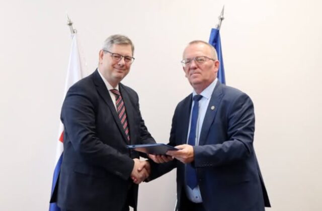 Minister Spravodlivosti Susko podpísal kolektívnu zmluvu Zboru väzenskej a justičnej stráže – FOTO