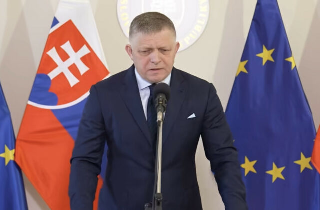 Fico reagoval na prejav prezidenta: Nemáme záujem na konflikte, ale chceme suverénnu zahraničnú politiku – VIDEO