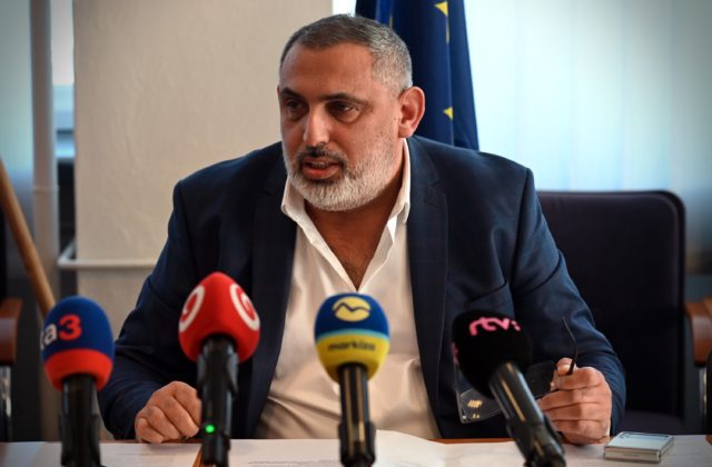 Rómovia nevyužívajú ochranu, ktorú im poskytuje antidiskriminačný zákon. Analýza splnomocnenca vlády skúmala dôvody