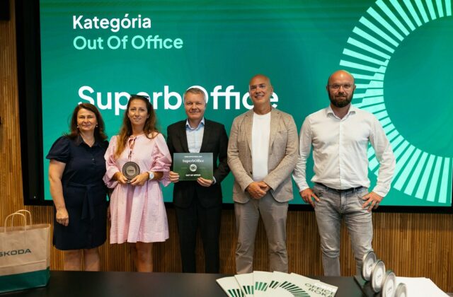 Škoda Superb zvíťazila v kategórii Out of Office v súťaži CBRE Office Roka