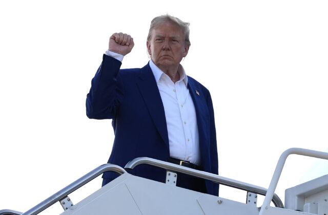 Trump pred samitom NATO opäť spochybnil kolektívnu obranu