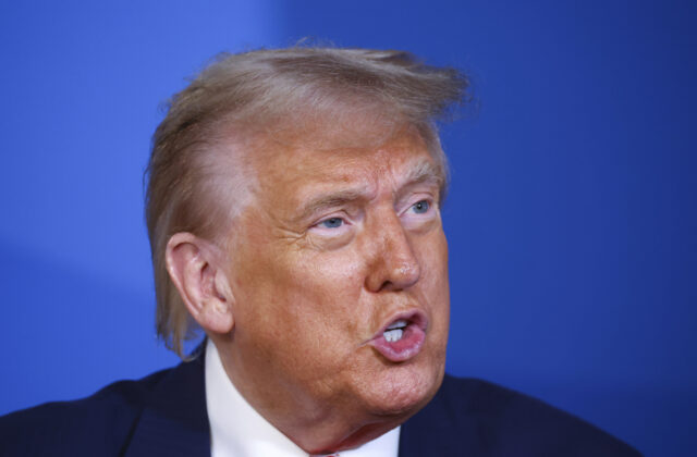 Americké údery vrátili iránsky jadrový program o desaťročia späť, vyhlásil Trump