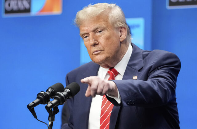 Irán podľa Trumpa nebol schopný jadrový materiál pred americkými údermi evakuovať