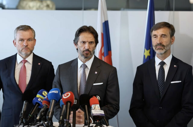 Minister Kaliňák predstavil Národné obranné sily. Cieľom je pripraviť občanov na krízy aj získať zálohy pre armádu – VIDEO