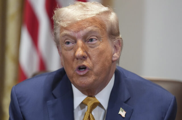 Putin nám o Ukrajine hovorí veľa hlúpostí, vyhlásil Trump