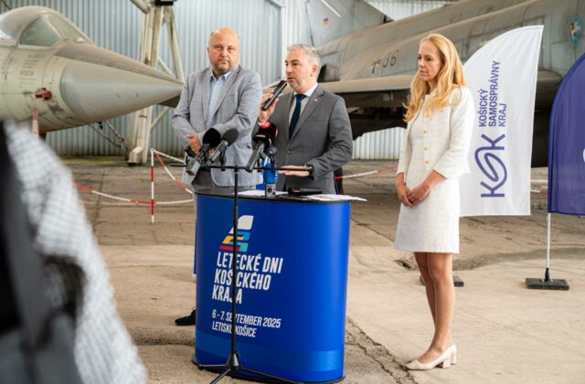 Košický samosprávny kraj a miestny aeroklub sa sporia o letecké dni – FOTO