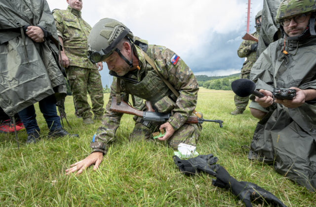 Pellegrini si počas vojenského výcviku siahol na dno síl, svoju účasť považuje za správne rozhodnutie – VIDEO