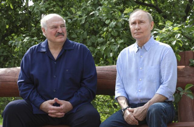 Putin stále podmieňuje mier tým, že mu Ukrajina vydá územia, ktoré Rusi nekontrolujú