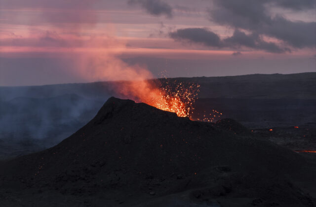Na Kamčatke vybuchla Krašeninnikova sopka