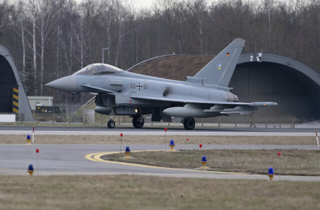 Na ochranu poľského vzdušného priestoru Nemci nasadzujú päť stíhačiek Eurofighter