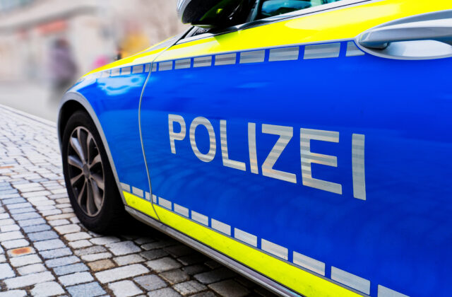 Seniora z Nemecka vraj pri hraniciach v Česku uniesli a zbili tri ženy