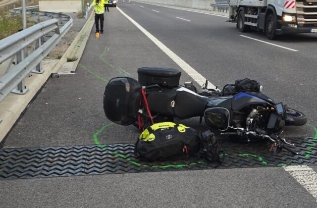 Tragická dopravná nehoda medzi tunelmi pri Žiline, o život prišiel 52-ročný motorkár