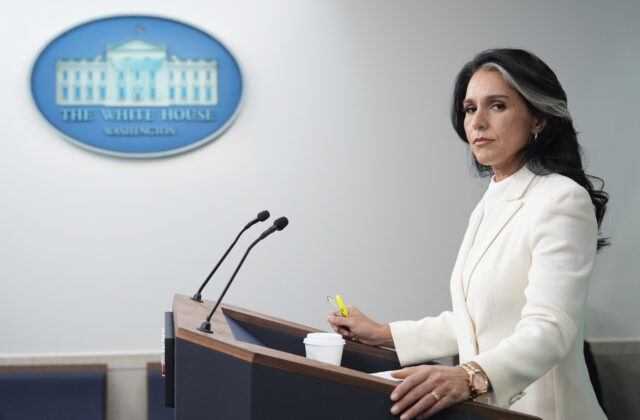 USA prestali zdieľať spravodajské informácie súvisiace s rokovaním s Ruskom