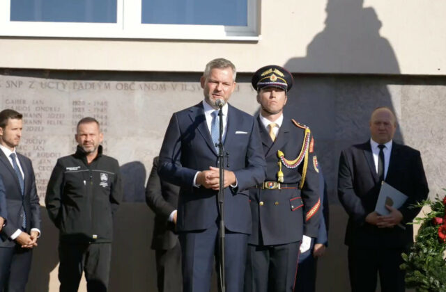 Pellegrini si uctil hrdinov SNP v Tribečských horách, varoval pred opakovaním chýb minulosti – VIDEO