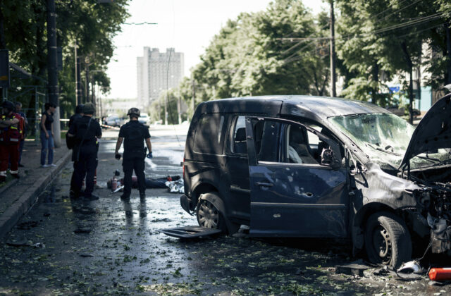 Ruské útoky na Ukrajine zabili 2 civilistov a ďalších 33 zranili