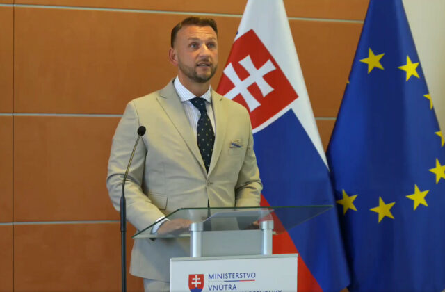 Za prvý nákup výpočtovej techniky zaplatí ministerstvo vnútra takmer 4,67 milióna eur – VIDEO