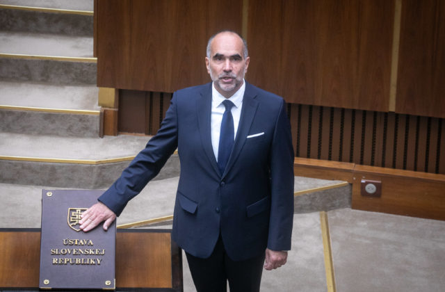 Huliakov návrh o hazarde je lobing a nie zákon pre rodiny, myslí si KDH