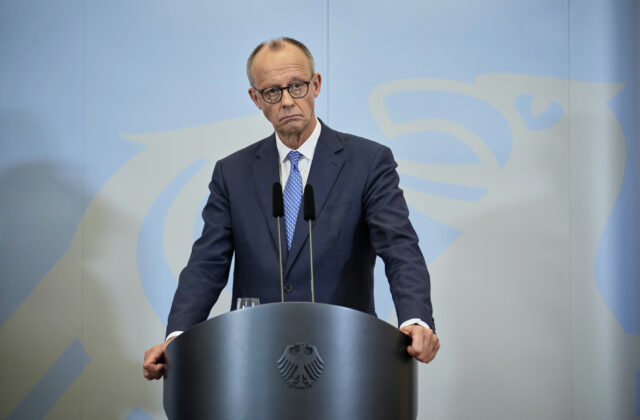 Rusko ukázalo svoju pravú tvár najnovším útokom na Kyjev, vyhlásil Merz