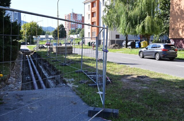 Havária potrubia na Pugačevovej ulici v Humennom odstaví počas sviatku od teplej vody takmer celé mesto