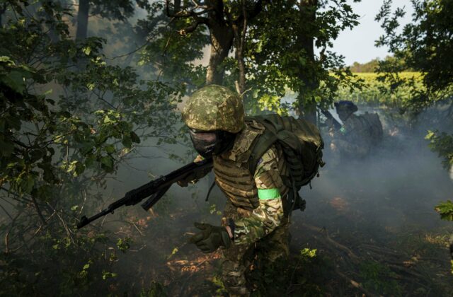 Od začiatku roka na Ukrajine zabili alebo zranili 290-tisíc ruských vojakov