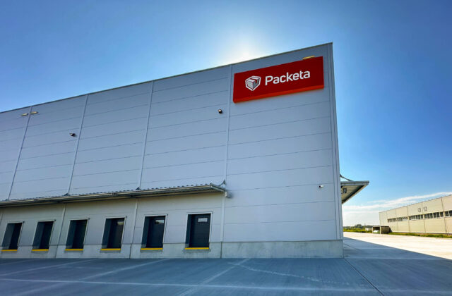 Packeta spúšťa nové logistické centrum pri Košiciach, doručovanie zásielok bude rýchlejšie a efektívnejšie – FOTO