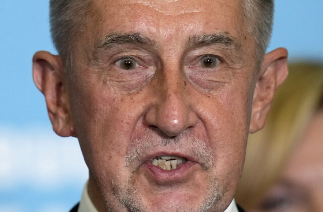 Babišovi po fyzickom útoku lekári odporučili pokoj, zrušil utorkový program