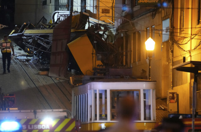 Portugalsko smúti, pri havárii pozemnej lanovky v Lisabone zomrelo 15 ľudí