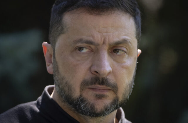 Rusko musí byť pod tlakom USA, aby pristúpil na kompromis, tvrdí Zelenskyj