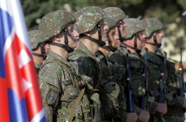 Európska komisia rozdelí pre 19 štátov Únie 150 miliárd eur na posilnenie obrannej pripravenosti