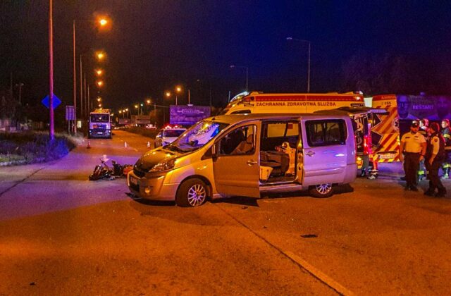 Tragická noc na košických cestách. Mladý muž na motocykli zahynul po náraze do auta, vodička mu nedala prednosť – FOTO