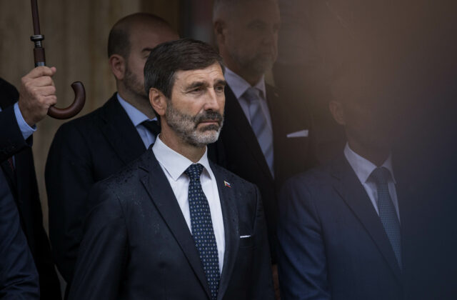 Blanár odchádza do Francúzska, čakajú ho viaceré rokovania a pripomenie si aj narodenie Štefánika