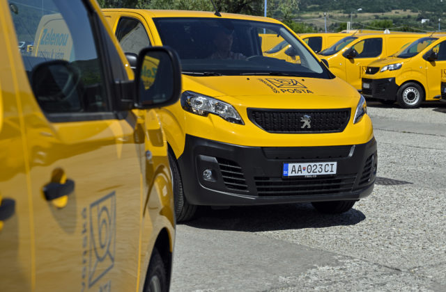 Útoky psov na kuriérov stúpajú, Slovenská pošta hrozí pozastavením doručovania zásielok