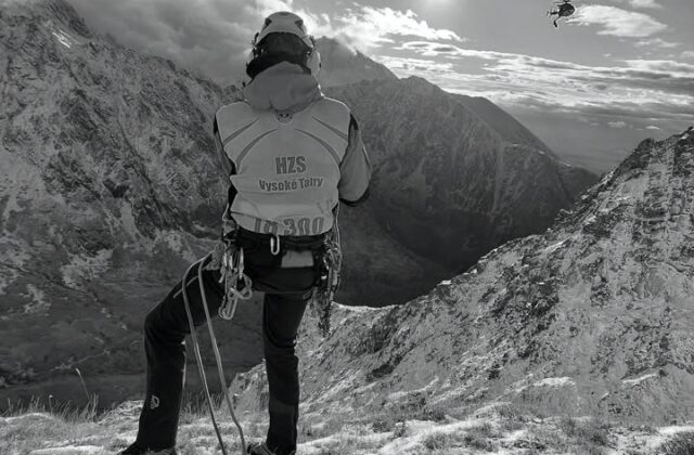 Tragický pád z vrchu Satan si vyžiadal život 65-ročného horolezca, záchranári hľadali muža až dva dni