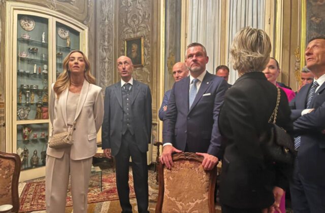 V Janove otvorili nový honorárny konzulát, prebiehajú aj diskusie o možnom leteckom spojení medzi Janovom a Bratislavou – VIDEO, FOTO