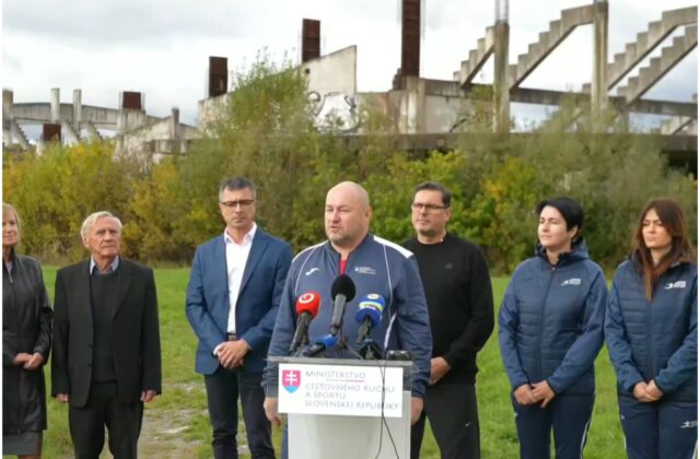 Výstavba atletickej haly vo Zvolene sa začala, podľa Huliaka ide o projekt národného významu – VIDEO
