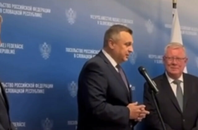 Ruský veľvyslanec Bratčikov končí vo funkcii, Danko mu venoval slová o priateľstve a otvorených dverách – VIDEO