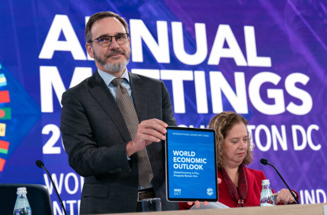 Medzinárodný menový fond zlepšil prognózu globálneho ekonomického rastu