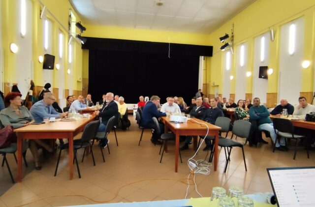 Podtatranskí starostovia označujú komunálnu reformu za nutnosť. Inak v obciach nebudú ani svietiť, ani kúriť